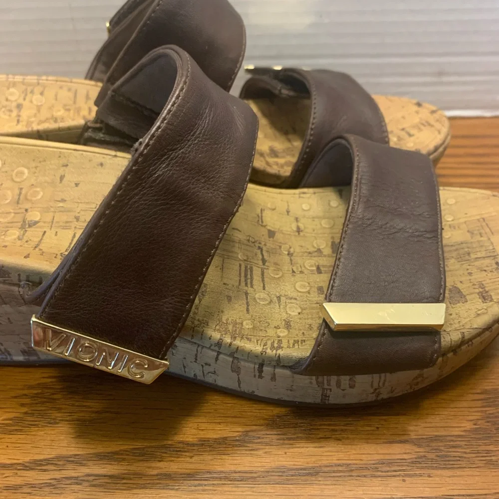 Vionic Brown Leather Wedge Shoes with Cork look Footbed Size 9 - Picture 7 of 14